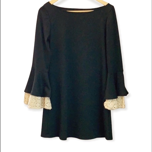 Mini Black Dress Lace Cream Cuffs - Size Small - Picture 1 of 8